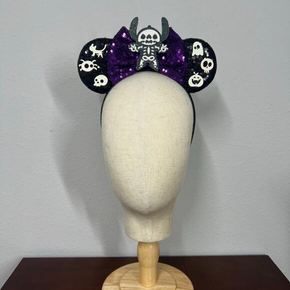 🎃 Skele-Stitch Minnie Ears | Disney Halloween Stitch-Inspired Mickey Mouse Ears - Picture 2 of 6